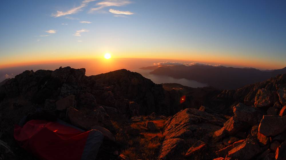 Foto: Datzi / Wandertour / In 17 Tage Korsika entdecken (Tour 5) Rundtour zum Capo D Ortu (1294m) und Capu Di U Vitullu (1331m) / Sonnenuntergang am Capu Di U Vitullu / 03.08.2015 21:45:10