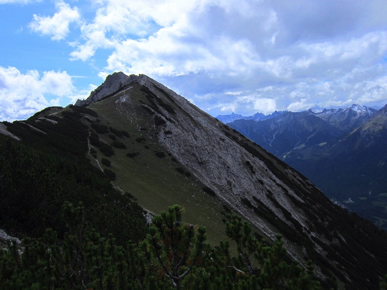 Foto: Andreas Koller / Wandertour / Über Imst auf den Tschirgant (2370m) / 06.08.2015 23:17:32
