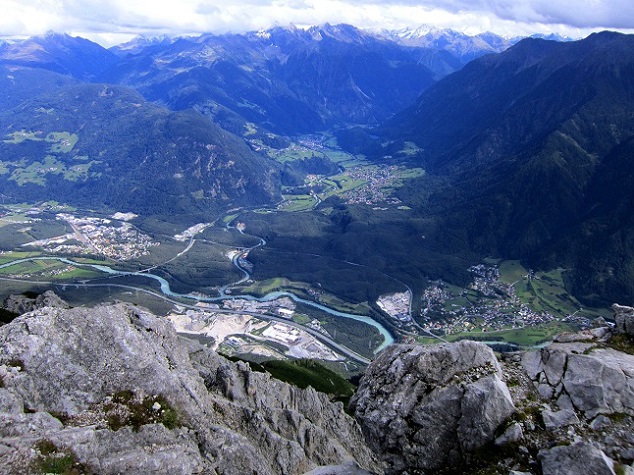 Foto: Andreas Koller / Wandertour / Über Imst auf den Tschirgant (2370m) / 06.08.2015 23:14:27