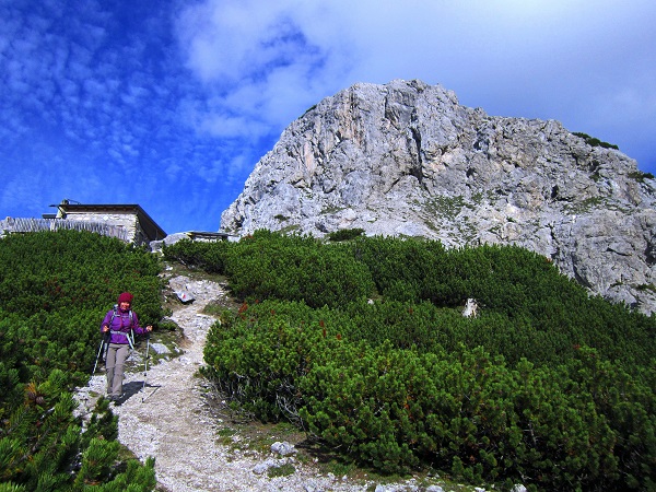 Foto: Andreas Koller / Wandertour / Über Imst auf den Tschirgant (2370m) / 06.08.2015 23:03:35