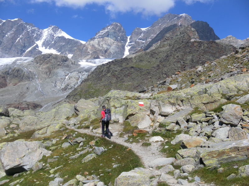 Foto: Wolfgang Lauschensky / Wandertour / Punta Marinelli 3182m / Zustieg zum Rifugio Marinelli mit Berninablick / 20.09.2015 12:43:55