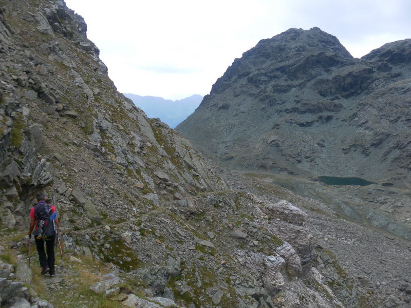 Foto: Wolfgang Lauschensky / Wandertour / Monte delle Forbici 2910m / Monte delle Forbici beim Abstieg vom Piz Bernina über das Monumento degli Alpini / 20.09.2015 13:18:48