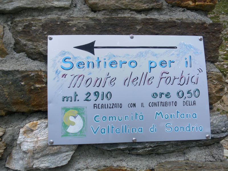 Foto: Wolfgang Lauschensky / Wandertour / Monte delle Forbici 2910m / Start beim Nebengebäude / 20.09.2015 13:11:32