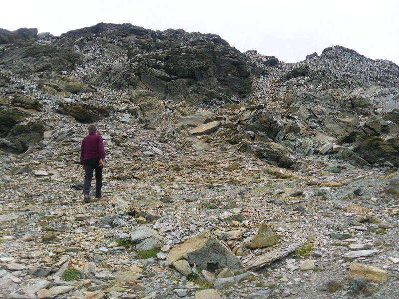Foto: Wolfgang Lauschensky / Wandertour / Monte delle Forbici 2910m / in der Hochebene, rechts der Gipfel / 20.09.2015 13:10:57