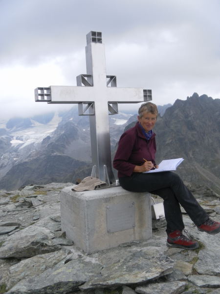 Foto: Wolfgang Lauschensky / Wandertour / Monte delle Forbici 2910m / Gipfelkreuz des Monte delle Forbici / 20.09.2015 13:09:59