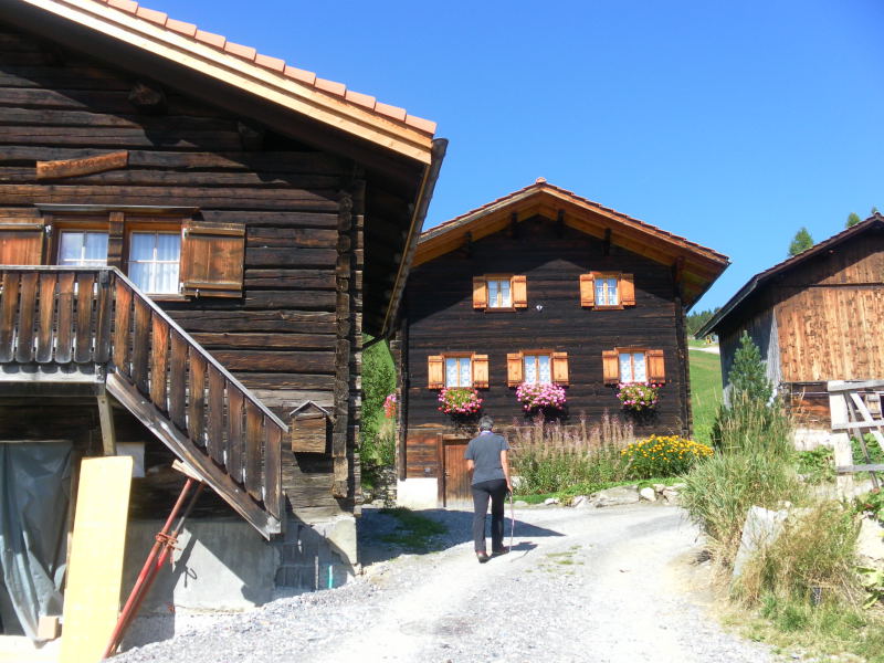 Foto: Wolfgang Lauschensky / Wandertour / Muttner Horn 2401m und Muttner Höhi 2000m / Obermutten / 23.09.2015 20:25:41