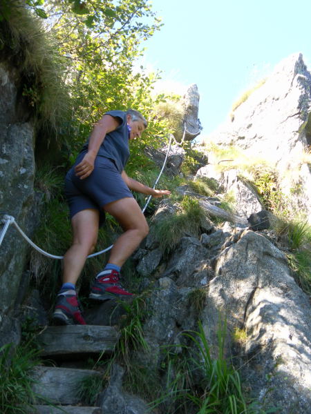 Foto: Wolfgang Lauschensky / Wandertour / Sassariente 1768m Runde von Monti della Motta / Gipfelrinne / 29.09.2015 23:53:29