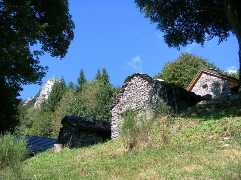 Foto: Wolfgang Lauschensky / Wandertour / Sassariente 1768m Runde von Monti della Motta / Sassariente und Monti di Gola / 29.09.2015 23:51:54
