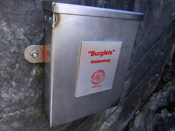 Foto: Andreas Koller / Klettersteigtour / Burgfels Klettersteig Strechau (835m) / 07.10.2015 01:24:22