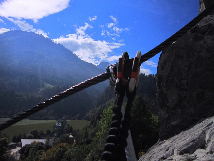 Foto: Andreas Koller / Klettersteigtour / Burgfels Klettersteig Strechau (835m) / 07.10.2015 01:24:03