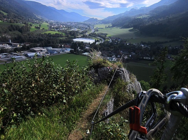 Foto: Andreas Koller / Klettersteigtour / Burgfels Klettersteig Strechau (835m) / 07.10.2015 01:23:08