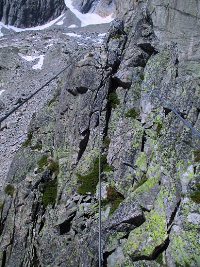 Foto: Andreas Koller / Klettersteigtour / Bergsee-Klettersteig Krokodil (2527m) / Seilbrücke / 18.10.2015 03:59:19