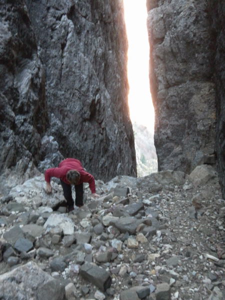Foto: Wolfgang Lauschensky / Klettersteigtour / Monte Cornetto 1899m über Vajo Stretto / Tiefblick / 01.11.2015 19:19:17