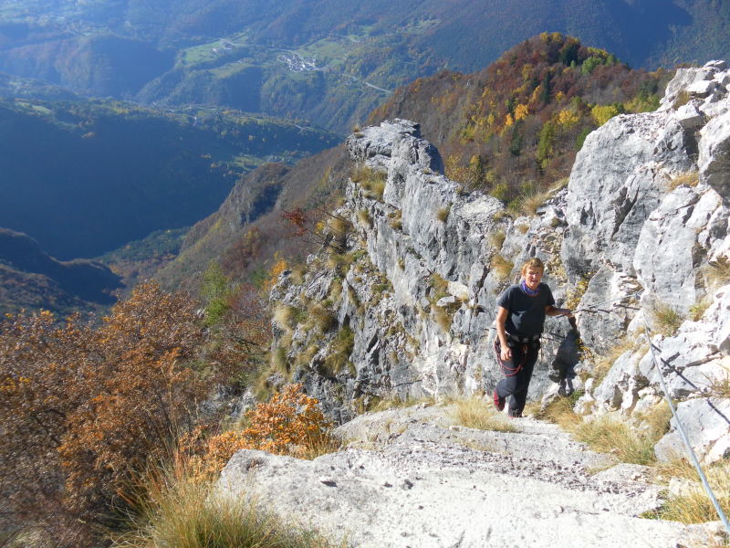 Foto: Wolfgang Lauschensky / Klettersteigtour / Corno Battisti 1778m über Sentiero attrezzato Franco Galli / Zustieg zu Pulcinella / 03.11.2015 18:53:56