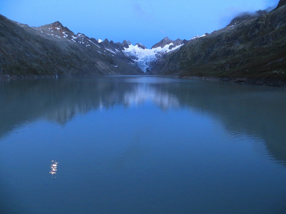 Foto: Andreas Koller / Wandertour / Oberaarhorn (3631m) / 10.11.2015 02:51:49