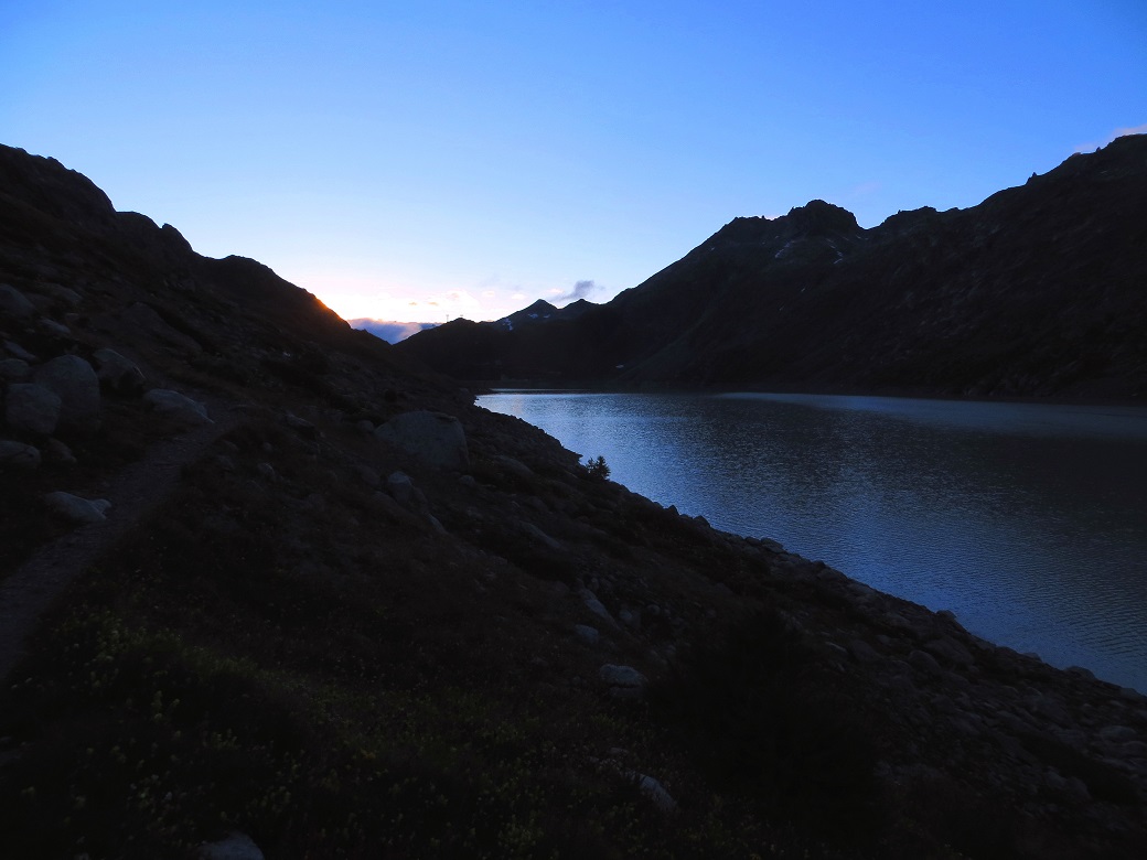 Foto: Andreas Koller / Wandertour / Oberaarhorn (3631m) / 10.11.2015 02:51:37