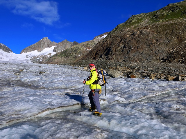 Foto: Andreas Koller / Wandertour / Oberaarhorn (3631m) / 10.11.2015 02:49:25