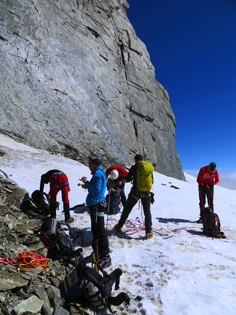 Foto: Andreas Koller / Wandertour / Oberaarhorn (3631m) / Im Oberaarjoch / 10.11.2015 02:45:47