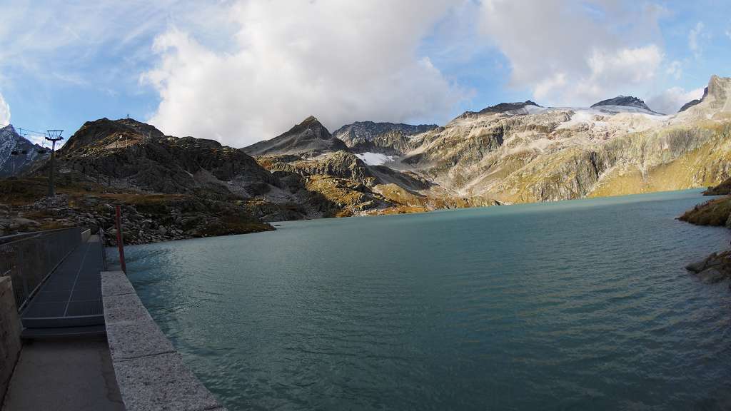 Foto: Datzi / Wandertour / Von der Rudolfshütte auf das Hohe Fürleg / Im Süden des Weissees queren wir den Damm / 15.11.2015 13:04:57