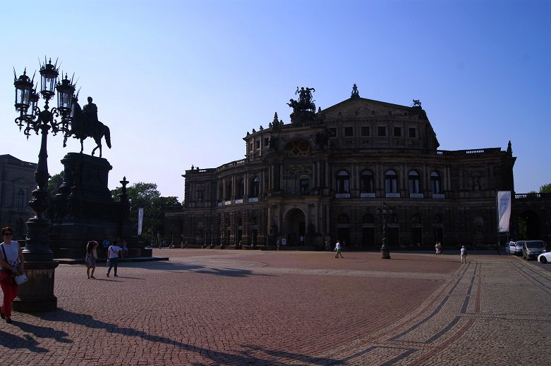 Foto: Andreas Koller / Wandertour / Altstadtrunde Dresden (115m) / Semperoper / 20.11.2015 01:36:17