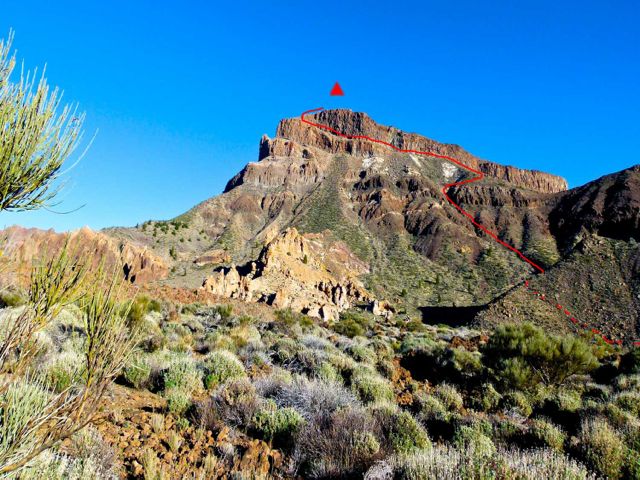 Foto: Walter Ruttinger / Wandertour / Teneriffa: Mt. Guajara via Mondlandschaft Paisaje Lunar / Möglicher Abstieg über Nordseite zum Parador.<br>Sieht gefährlicher aus als er ist / 09.12.2015 19:32:09