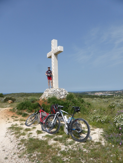 Foto: Manfred Karl / Mountainbiketour / Bikerunde Kap Kamenjak / Am Terasko Brdo / 13.12.2015 18:54:43