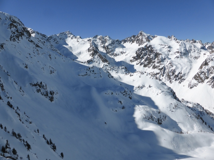 Foto: Manfred Karl / Skitour / Quota 2515 / Zahlreiche Skitourenmöglichkeiten eröffnen sich / 28.11.2016 20:28:25