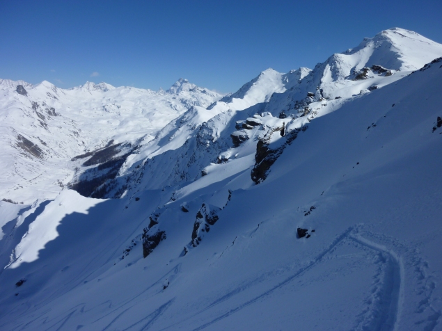 Foto: Manfred Karl / Skitour / Le Rocher Blanc, 2898 m / Am Ende des langen Spitzkehrenhanges / 23.01.2016 16:40:50