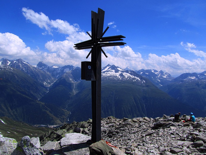 Foto: Andreas Koller / Wandertour / Sidelhorn mit Gletscherblick (2764m) / 25.04.2016 02:00:08