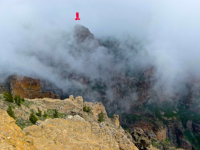 Foto: Walter Ruttinger / Wandertour / Gran Canaria Pico de las Nieves Höhenpanorama- / Ziel Pico de las Nieves aus Sicht des Vorgipfels / 26.04.2016 13:41:00