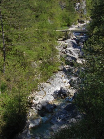 Foto: Wolfgang Dröthandl / Wandertour / Moggessa di qua, Moggessa di la und Stavoli - vergessene Dörfer in Friaul / In der Schlucht zwischen den beiden Ortsteilen / 10.05.2016 13:49:29