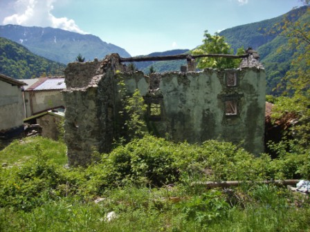 Foto: Wolfgang Dröthandl / Wandertour / Moggessa di qua, Moggessa di la und Stavoli - vergessene Dörfer in Friaul / 10.05.2016 13:47:15