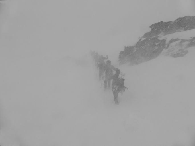 Foto: Manfred Karl / Skitour / Monte Paglietta, 2476 m / Nix wie weg aus dem weißen Nichts! / 15.05.2016 18:57:57
