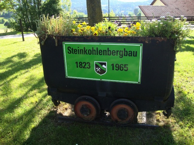 Foto: Wolfgang Dröthandl / Wandertour / Gösing - Überschreitung von Ternitz nach Grünbach / Schneeberg / Bahnhof Grünbach am Schneeberg / 23.05.2016 15:47:29