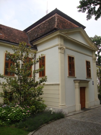 Foto: Wolfgang Dröthandl / Wandertour / Wiener Bezirks - Kulturwanderweg 23: Liesing / Barockes Landhaus (Maria Theresien-Schlössl), Hochwassergasse 38-40, Inzersdorf / 13.06.2016 12:28:46