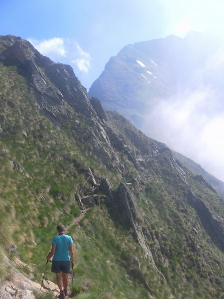 Foto: Wolfgang Lauschensky / Wandertour / Monte Legnone 2609m über Westgrat / gesicherte Querung der Süflanke des Westgrats / 30.06.2016 19:21:22