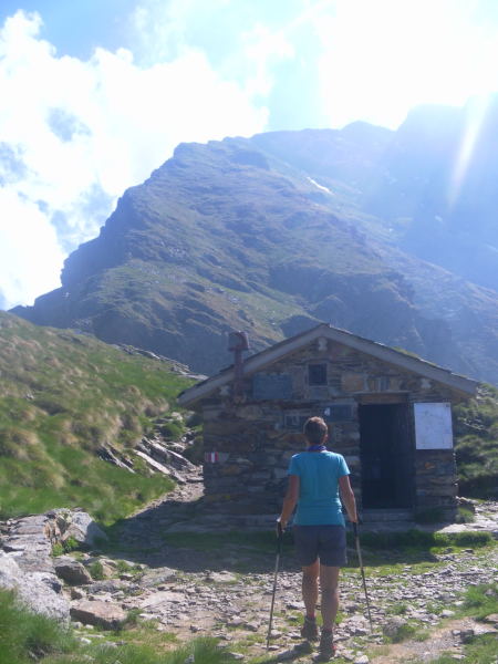 Foto: Wolfgang Lauschensky / Wandertour / Monte Legnone 2609m über Westgrat / Biwakhütte Capanna Legnone / 30.06.2016 19:21:12