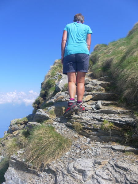 Foto: Wolfgang Lauschensky / Wandertour / Monte Legnone 2609m über Westgrat / luftiger Plattensteig / 30.06.2016 19:20:27