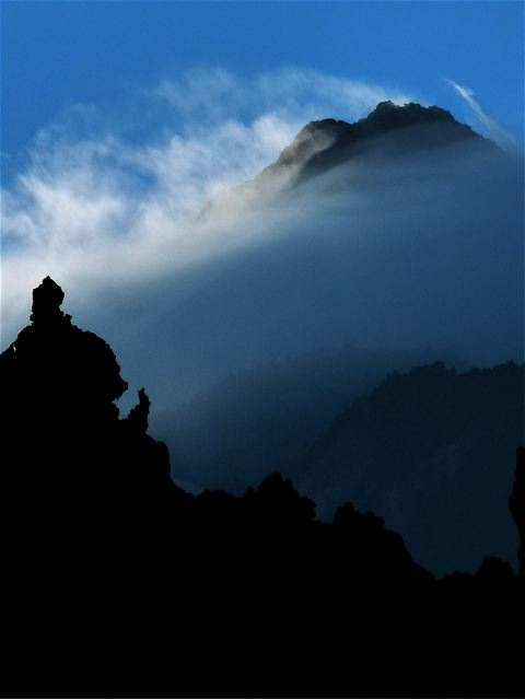 Foto: Walter Ruttinger / Wandertour / Teneriffa Pico del Teide direkt. Seriös dokumentierte / Nicht ganz so flach hinauf wie es (auf Weitwinkelfotos verzerrt) oft aussieht / 11.08.2016 16:09:43