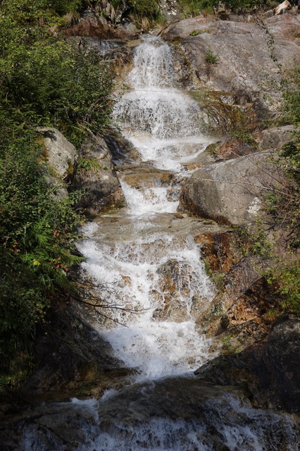 Foto: Werner Kaller / Wandertour / Von Graßstein zum Puntleider See über die Berglam / Wasserfall am Weg ins Bergltal (Foto Walter Kaller) / 05.09.2016 17:43:08