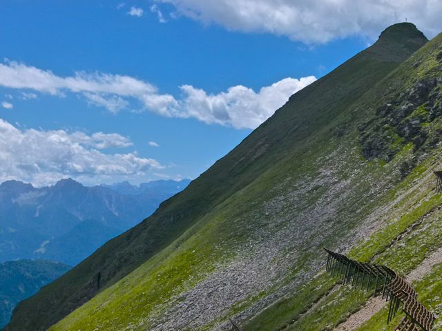 Foto: Walter Ruttinger / Wandertour / Marterle- Zellinkopf volle Kammrunde / Lawinenstrich zwischen Hochnase hinüber zum Zellinkopf / 05.09.2016 19:26:03