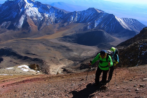 Foto: Andreas Koller / Wandertour / Chachani (6075m) / 03.10.2016 02:13:02