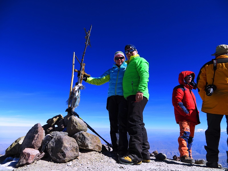 Foto: Andreas Koller / Wandertour / Chachani (6075m) / 03.10.2016 02:09:11