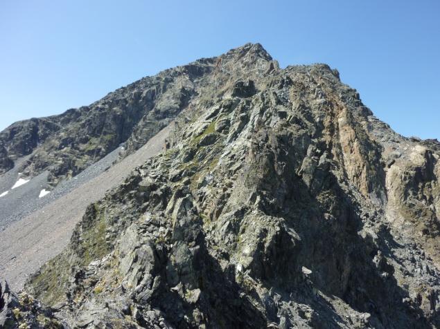 Foto: Manfred Karl / Klettertour / Schwarzhorn (3147 m), Ostgrat / Unübersichtlich und zerklüftet - so präsentiert sich der Ostgrat / 04.12.2016 19:32:29