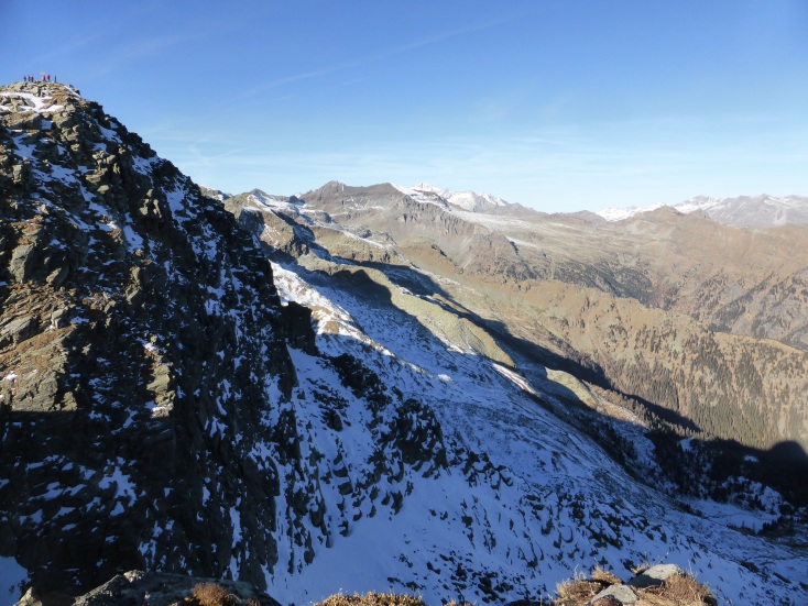 Foto: Manfred Karl / Wandertour / Gmeineck – abseits der üblichen Anstiege / Links im Bild der Gmeineckgipfel / 06.01.2017 20:14:34