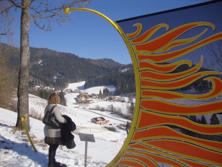 Foto: Wolfgang Dröthandl / Wandertour / Stanzer Sonnenweg / Sonnenobjekt, Blick Richtung Ellersbach / 30.01.2017 09:53:11