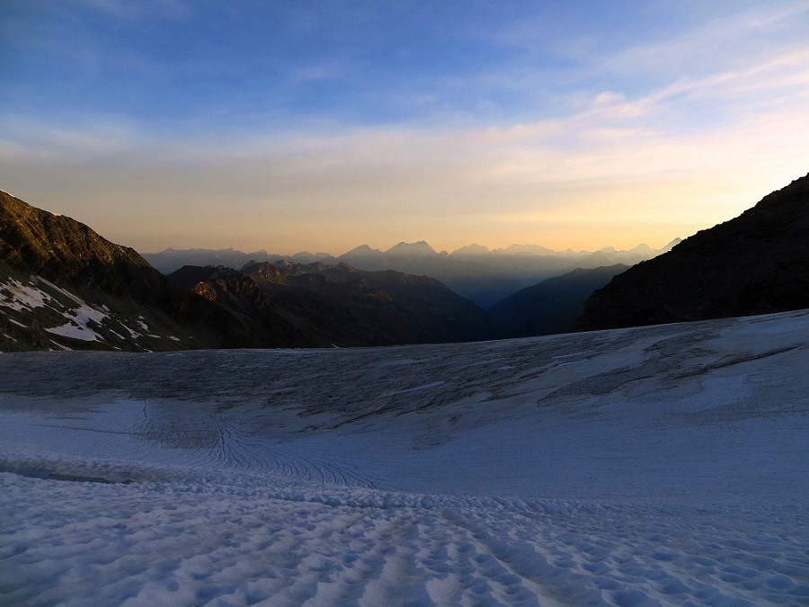 Foto: Andreas Koller / Wandertour / 4000er-Tour Bishorn (4153m) / 02.02.2017 03:02:52