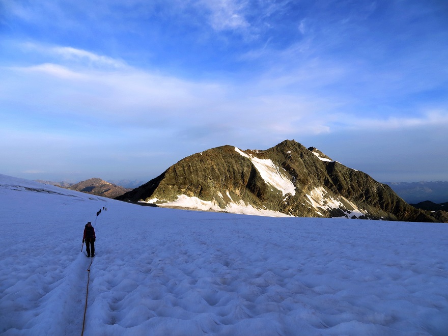 Foto: Andreas Koller / Wandertour / 4000er-Tour Bishorn (4153m) / 02.02.2017 02:59:28
