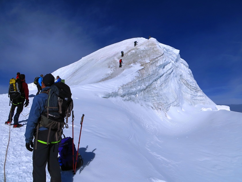 Foto: Andreas Koller / Wandertour / 4000er-Tour Bishorn (4153m) / Gipfelkalotte / 02.02.2017 02:55:03