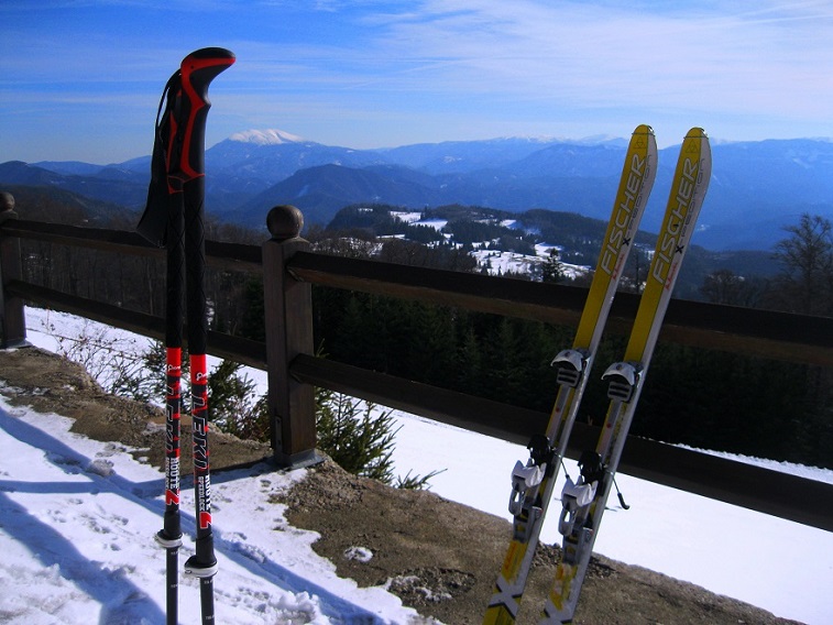 Foto: Andreas Koller / Skitour / Auf skihistorischen Spuren über den Muckenkogel (1313m) / Abschied von der Hinteralm / 24.03.2017 02:42:16